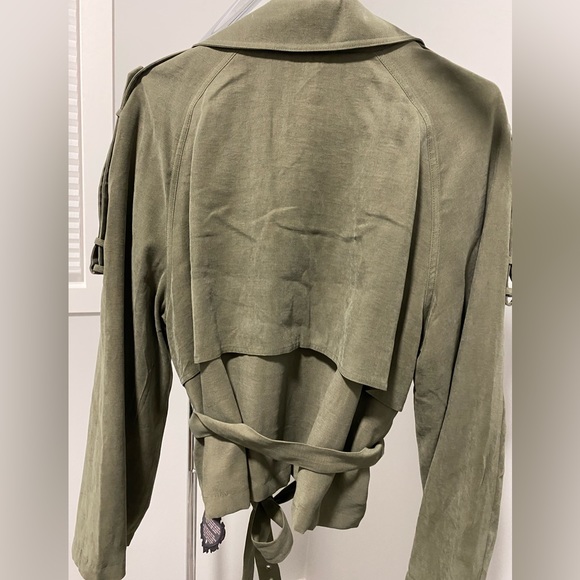 NWT Noisy May light jacket with buttons and tie belt. size L - Picture 2 of 3